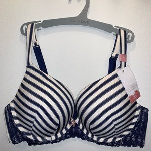 Lane Bryant Smooth Boost Plunge Bra - 40B